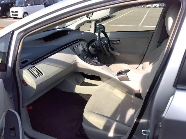トヨタ プリウス １．８ Ｓ H26年 (四国) 99