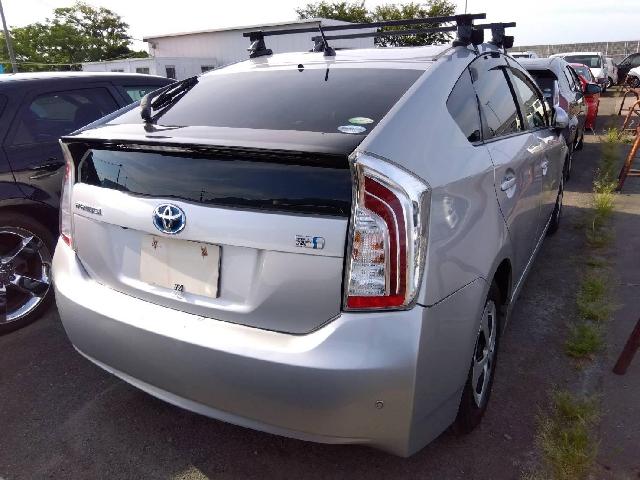 トヨタ プリウス １．８ Ｓ H26年 (四国) 99