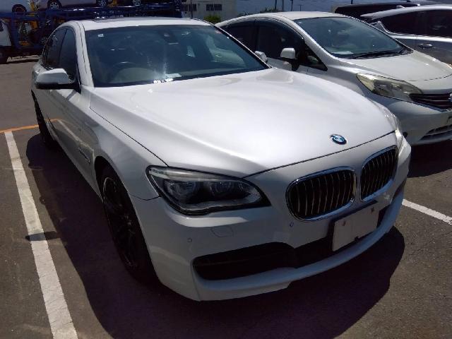 ＢＭＷ ７シリーズ ７４０Ｉ Ｍスポーツパッケージ H25年 (四国) 99