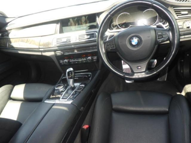 ＢＭＷ ７シリーズ ７４０Ｉ Ｍスポーツパッケージ H25年 (四国) 99