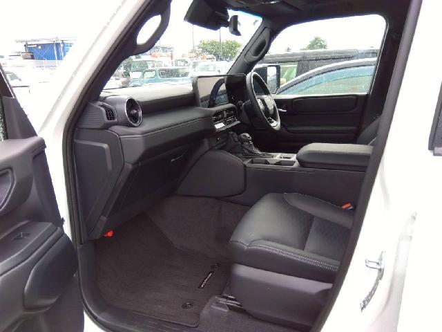 トヨタ ランドクルーザー２５０ ２．７ ＶＸ ４ＷＤ R7年 (四国) 99