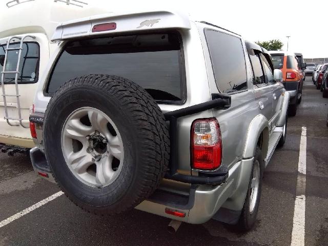 トヨタ ハイラックスサーフ ２．７ ＳＳＲ－Ｇ ４ＷＤ H12年 (四国) 99