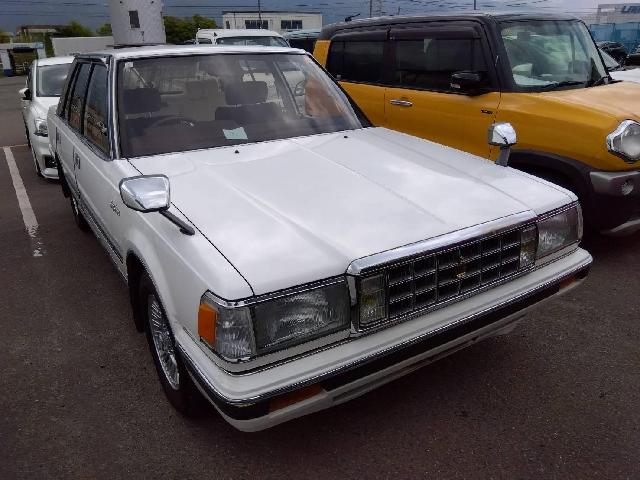 トヨタ クラウン ２．０ スーパーサルーンエクストラ S62年 (四国) 99