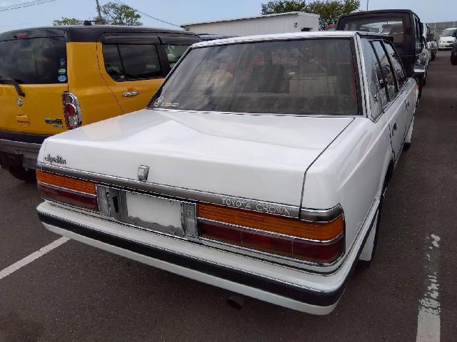 トヨタ クラウン ２．０ スーパーサルーンエクストラ S62年 (四国) 99
