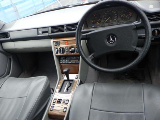 メルセデスベンツ ミディアムクラス ２３０Ｅ H1年 (四国) 99