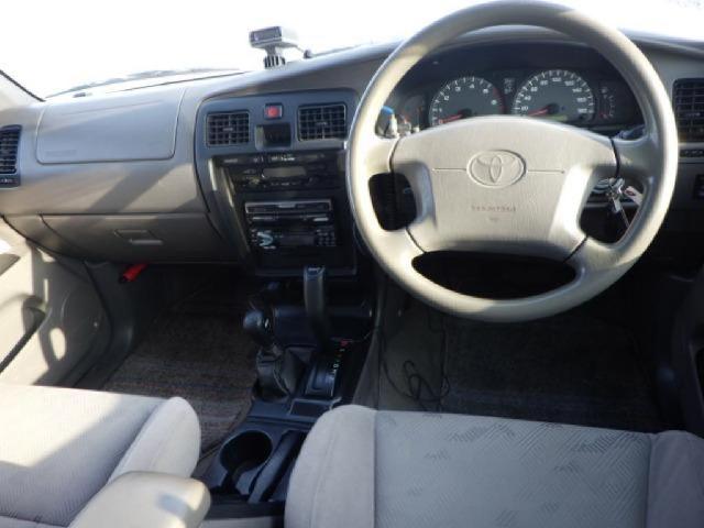 トヨタ ハイラックスサーフ ２．７ ＳＳＲ－Ｘ ４ＷＤ H13年 (四国) 99