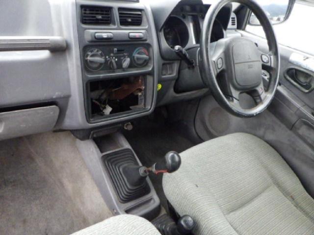 三菱 パジェロジュニア １．１ ＺＲ－ＩＩ ４ＷＤ H8年 (四国) 99
