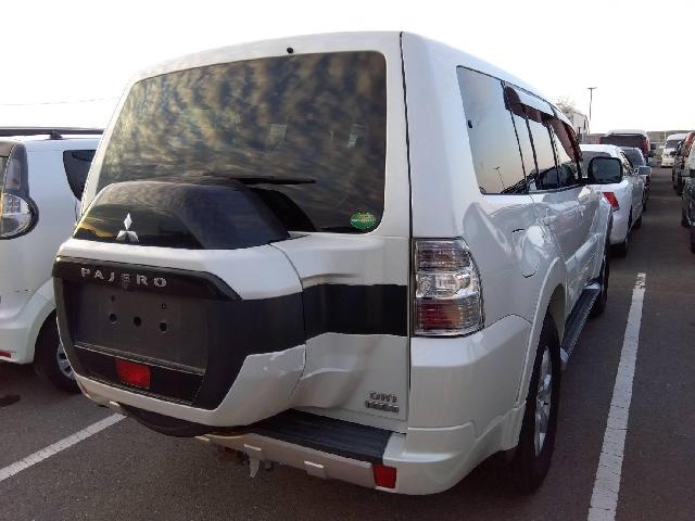 三菱 パジェロ ３．２ ロング エクシード ディーゼルターボ ４ＷＤ H29年 (四国) 99