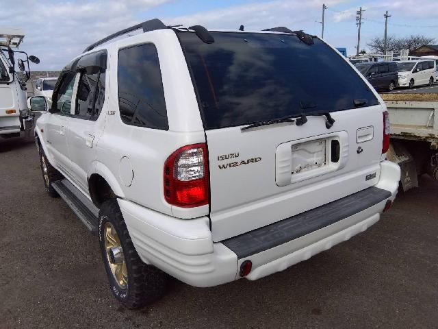 いすゞ ウィザード ３．０ ＬＳＥ ディーゼルターボ ４ＷＤ H13年 (四国) 99