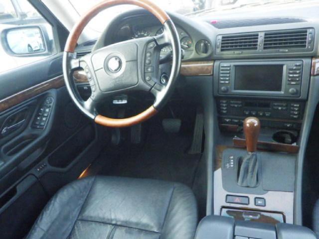 ＢＭＷ ７シリーズ ７３５ｉ H13年 (四国) 99