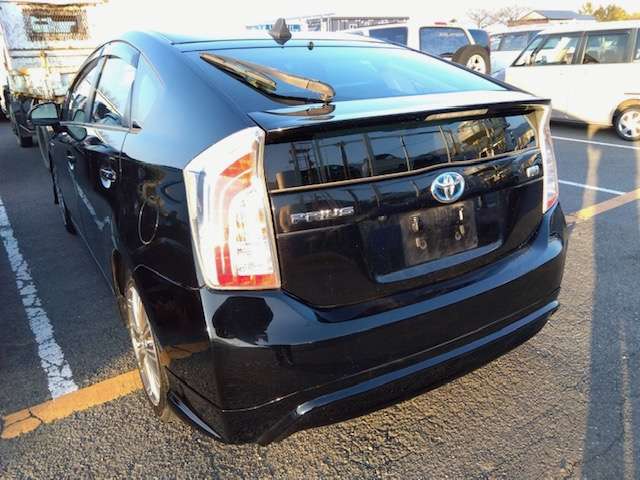 トヨタ プリウス １．８ Ｇ H25年 (四国) 99