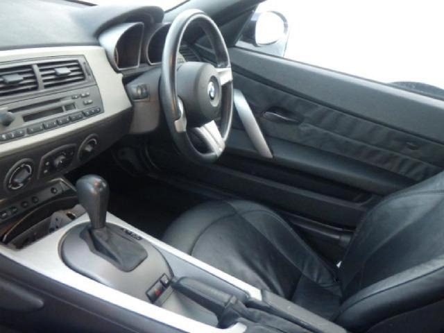 ＢＭＷ Ｚ４ ロードスター２．２Ｉ H16年 (四国) 99