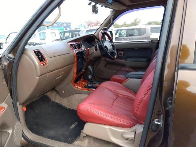トヨタ ハイラックスサーフ ２．７ ＳＳＲ－Ｘ ４ＷＤ H9年 (四国) 99
