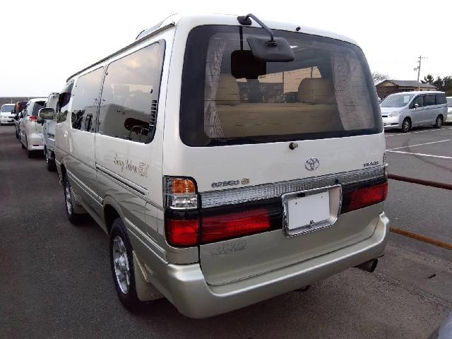 トヨタ ハイエースワゴン ３．０ リビングサルーンＥＸ ディーゼルターボ ４ＷＤ H12年 (四国) 99
