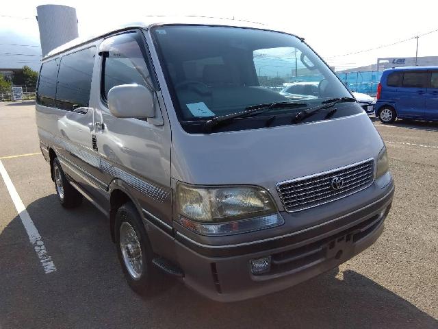 トヨタ ハイエースワゴン ３．０ スーパーカスタムＧ トリプルムーンルーフ ディーゼルターボ ４ＷＤ H9年 (四国) 99