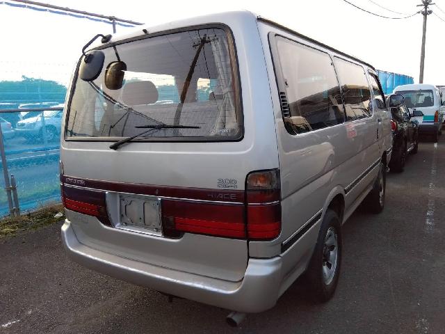 トヨタ ハイエースワゴン ３．０ スーパーカスタム セミミドルルーフ ディーゼルターボ ４ＷＤ H7年 (四国) 99
