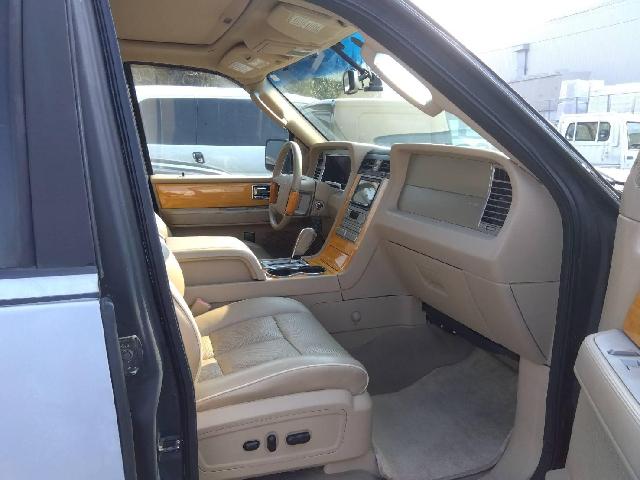 リンカーン ナビゲーター ５．４ ４ＷＤ H24年 (四国) 99