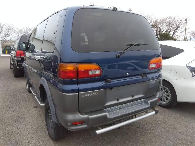 三菱 デリカスペースギア ３．０ ＸＲ ツインサンルーフ ４ＷＤ H13年 (四国) 99