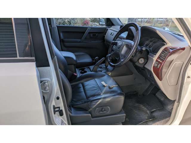 三菱 パジェロ ３．５ ロング エクシードＩ ４ＷＤ H14年 (四国) 99