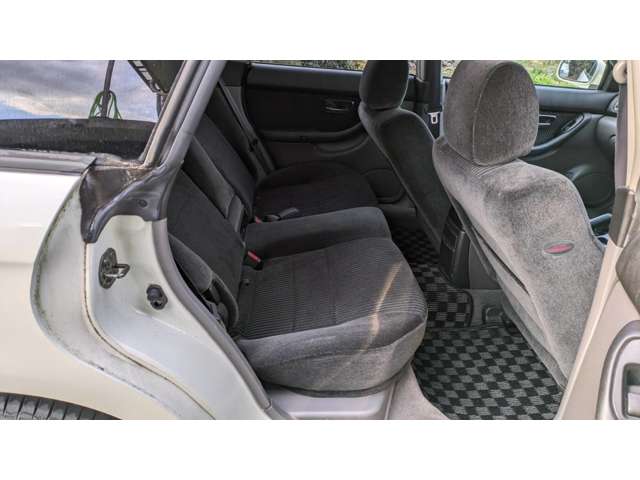スバル レガシィツーリングワゴン ２．０ ＧＴ ４ＷＤ H14年 (四国) 99