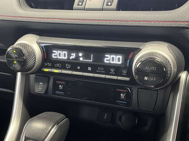 トヨタ ＲＡＶ４　ＰＨＶ ２．５ Ｇ Ｚ Ｅ－ＦＯＵＲ ４ＷＤ R4年 (東北) 99