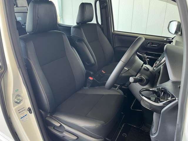 トヨタ ノア ２．０ ＳＩ ＷＸＢ ４ＷＤ H30年 (東北) 99