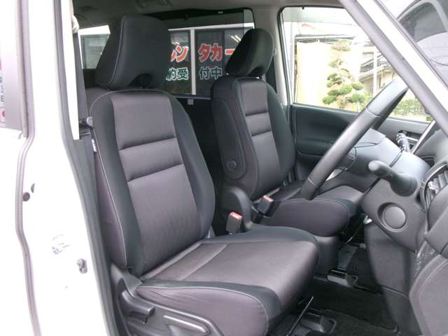 日産 セレナ ２．０ ハイウェイスター Ｖセレクション H29年 (東北) 99