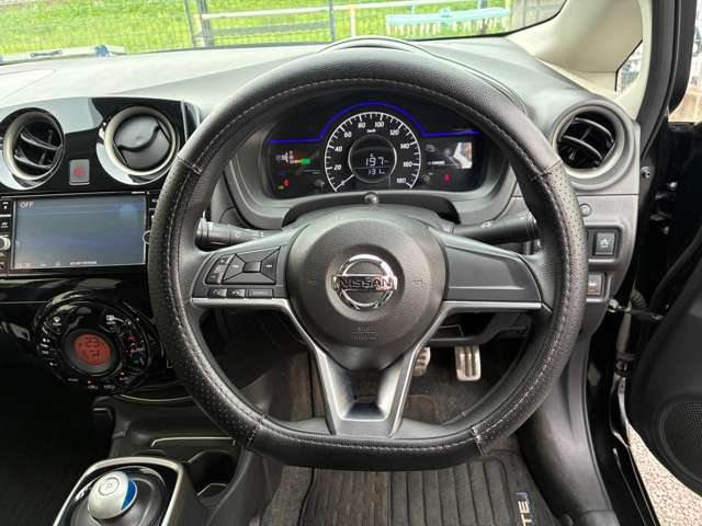 日産 ノート １．２ Ｅ－ＰＯＷＥＲ Ｘ H29年 (関東) 99