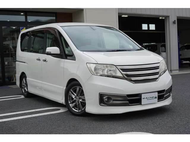 日産 セレナ ２．０ ライダー ブラックライン H24年 (関東) 99