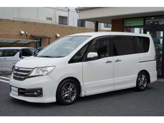 日産 セレナ ２．０ ライダー ブラックライン H24年 (関東) 99