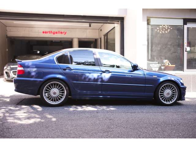 ＢＭＷアルピナ Ｂ３ ３．３ リムジン スイッチトロニック H14年 (近畿) 99
