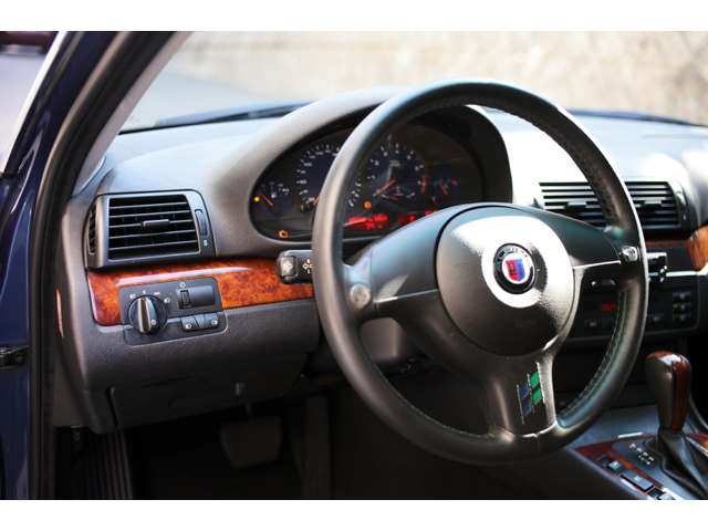 ＢＭＷアルピナ Ｂ３ ３．３ リムジン スイッチトロニック H14年 (近畿) 99