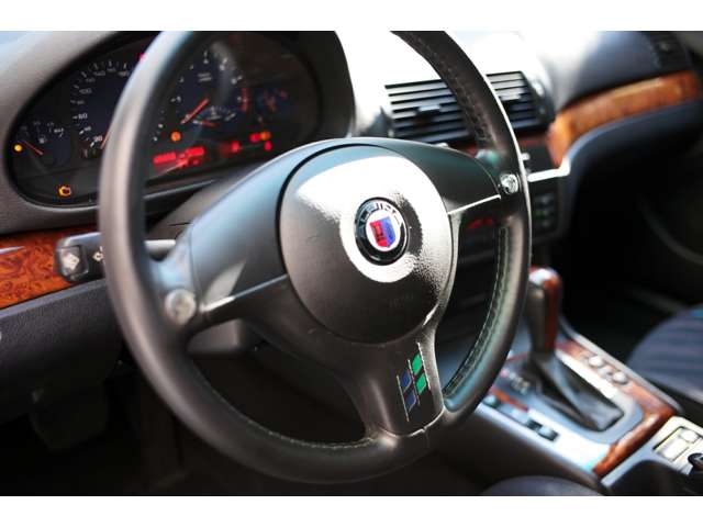 ＢＭＷアルピナ Ｂ３ ３．３ リムジン スイッチトロニック H14年 (近畿) 99