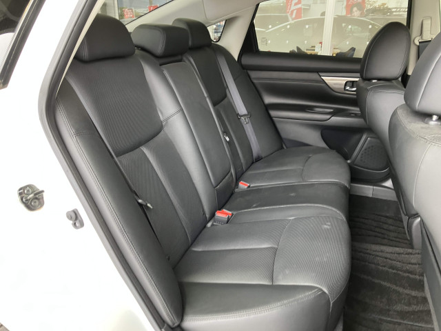 日産 ティアナ ２．５ ＸＶ ナビＡＶＭパッケージ H30年 (近畿) 99