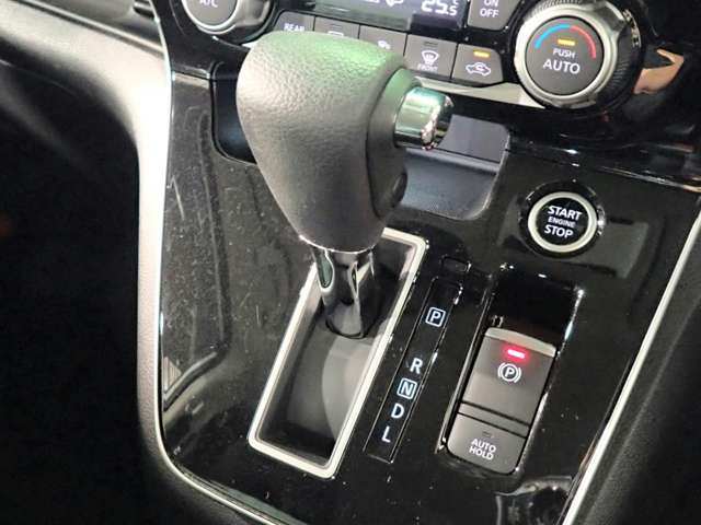 日産 セレナ ２．０ ハイウェイスター Ｖ R4年 () 99