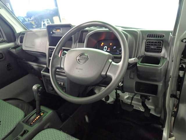日産 クリッパートラック ６６０ ＤＸ R8年 () 99