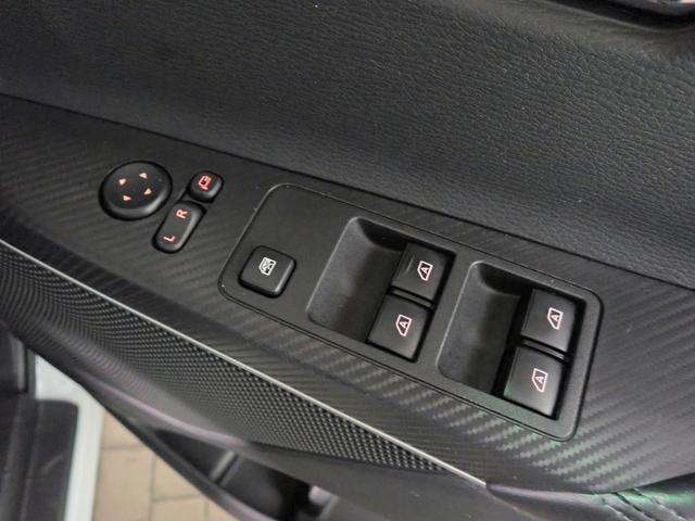 三菱 デリカ　Ｄ：５ ２．２ Ｐ ディーゼルターボ ４ＷＤ R7年 () 99