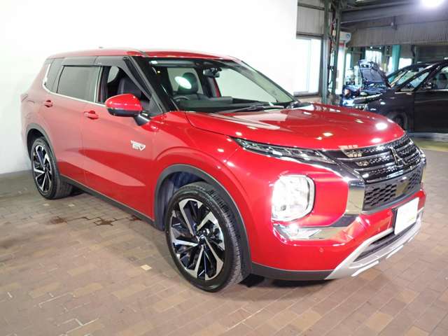 三菱 アウトランダーＰＨＥＶ ２．４ Ｇ ４ＷＤ R5年 (近畿) 99