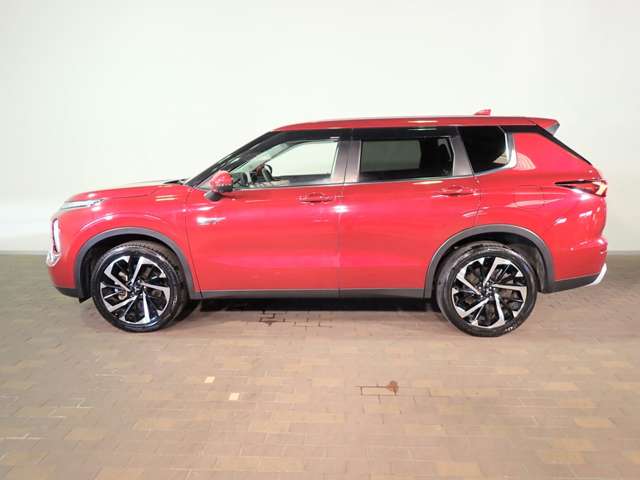 三菱 アウトランダーＰＨＥＶ ２．４ Ｇ ４ＷＤ R5年 (近畿) 99