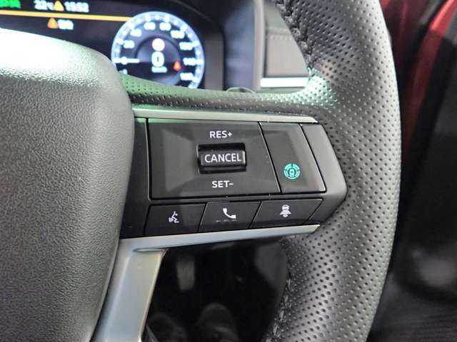 三菱 アウトランダーＰＨＥＶ ２．４ Ｇ ４ＷＤ R5年 (近畿) 99