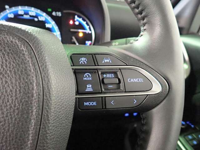 トヨタ ヴォクシー １．８ ハイブリッド Ｓ－Ｚ R4年 () 99