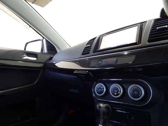 三菱 ランサー ２．０ ＧＳＲ Ｘ ４ＷＤ H21年 (関東) 99