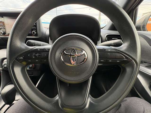トヨタ ヤリス １．０ Ｘ R3年 (東海) 99