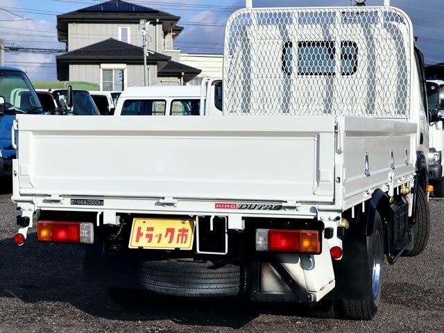 日野自動車 デュトロ 平ボディ 積載２Ｔ 全低床 H29年 (東海) 99