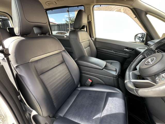 日産 セレナ １．４ Ｅ－ＰＯＷＥＲ ルキシオン R5年 (関東) 99