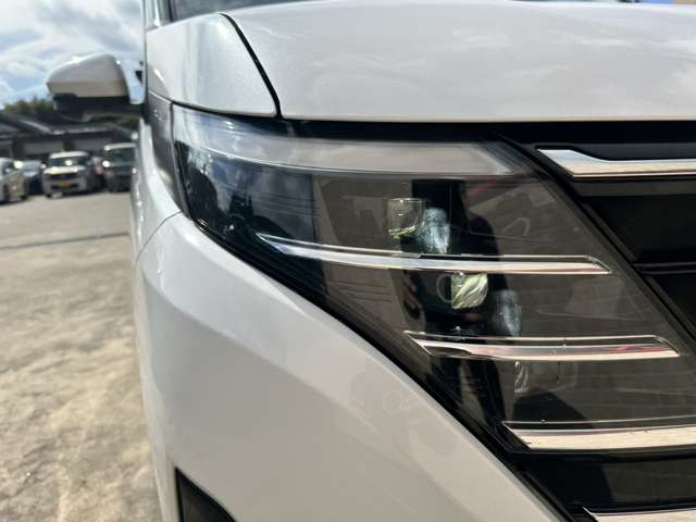 日産 セレナ １．４ Ｅ－ＰＯＷＥＲ ルキシオン R5年 (関東) 99