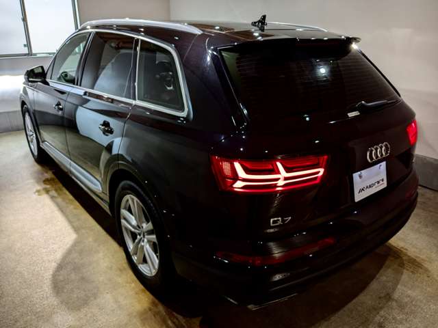 アウディ Ｑ７ ４５ ＴＦＳＩ クワトロ Ｓラインパッケージ ４ＷＤ R2年 (関東) 99