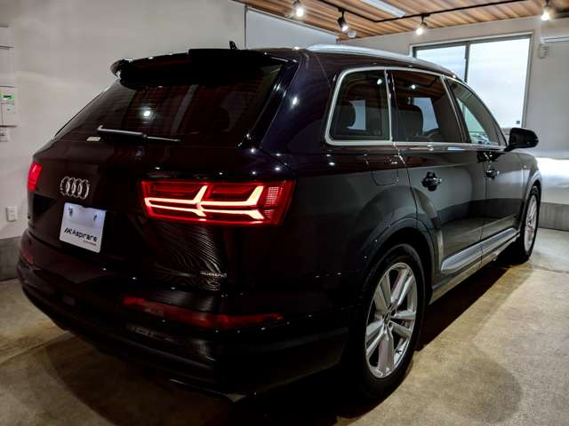アウディ Ｑ７ ４５ ＴＦＳＩ クワトロ Ｓラインパッケージ ４ＷＤ R2年 (関東) 99