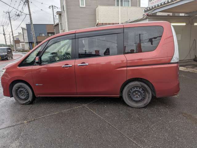 日産 セレナ ２．０ ２０Ｘ Ｓ－ＨＹＢＲＩＤ アドバンストセーフティ パッケージ H26年 (関東) 99