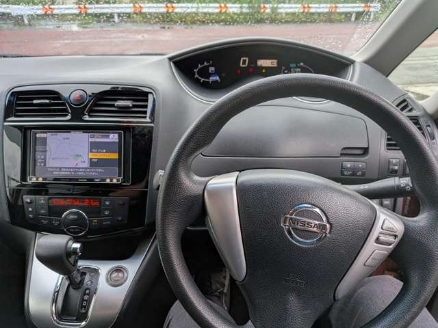 日産 セレナ ２．０ ２０Ｘ Ｓ－ＨＹＢＲＩＤ アドバンストセーフティ パッケージ H26年 (関東) 99
